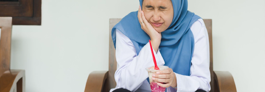 Teeth Sensitivity: Causes, Symptoms and Treatment Options